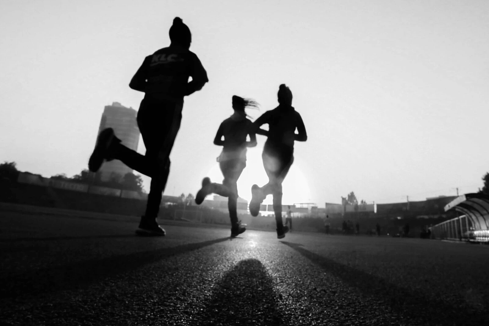 Cómo Nuestras Actividades Deportivas Pueden Mejorar la Vida de los Demás a Través de Nuestras Redes Sociales